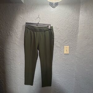 R. Sofia Olive Green Leggings